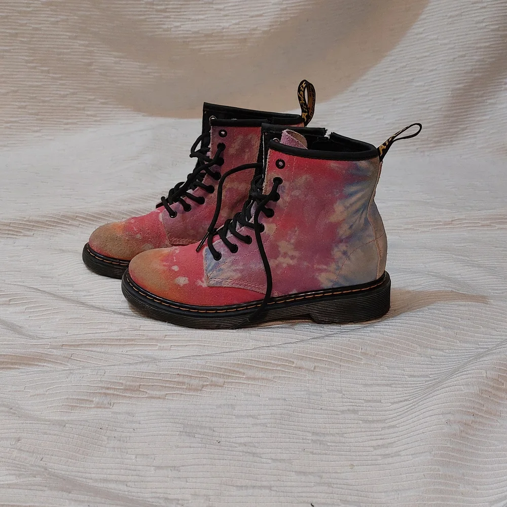 Dr. Martens Kids Pink and Orange Tie-Dye Boots Size 3